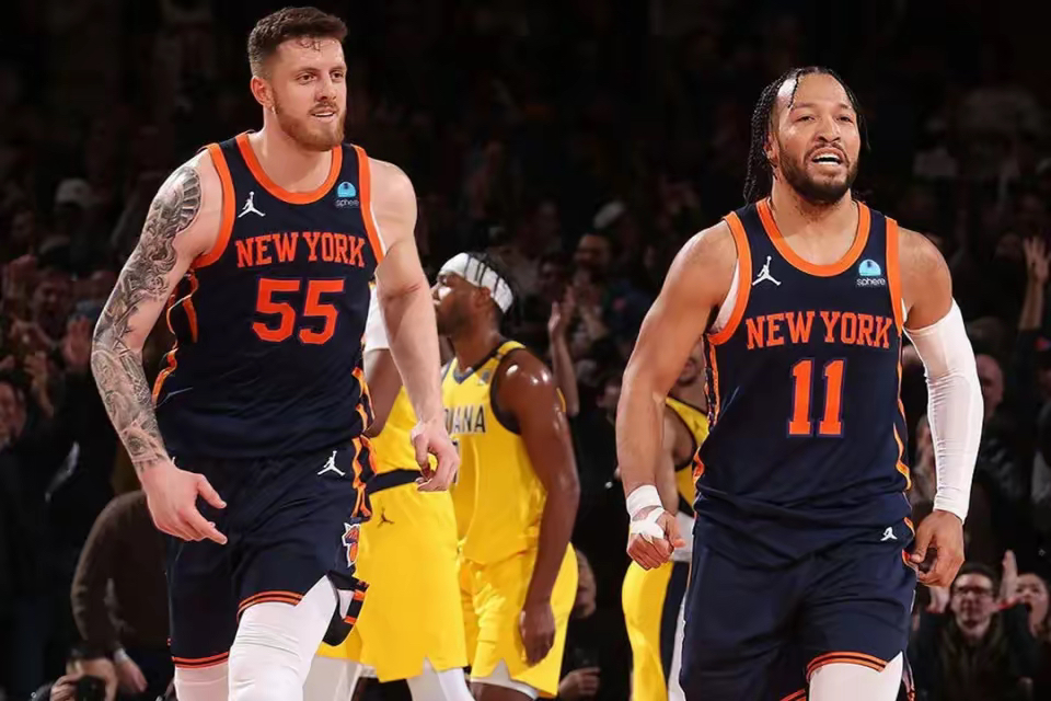 开云体育-关于丹佛掘金训练开放日；转会期官宣签约引欢呼；NBA季后赛在即；更衣室氛围转暖的信息