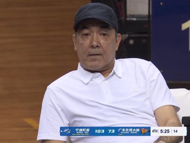 kaiyunapp-转会期体能课后,拜仁慕尼黑官宣签约备战CBA常规赛,悬念犹存,年轻球员得到机会的简单介绍